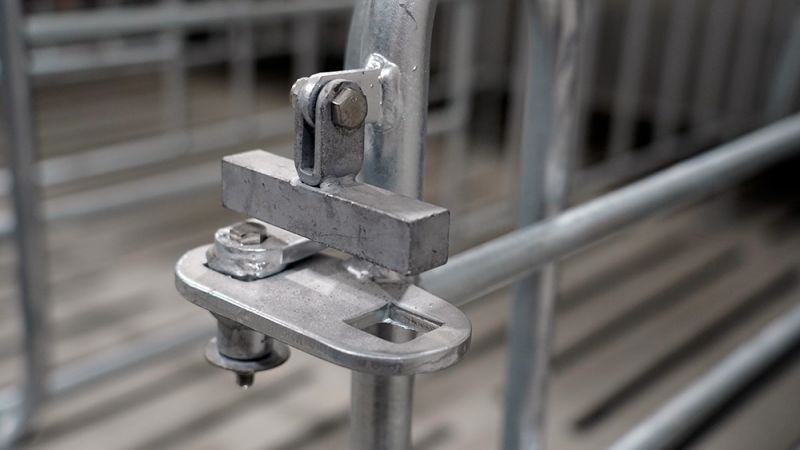 后进前出定位栏